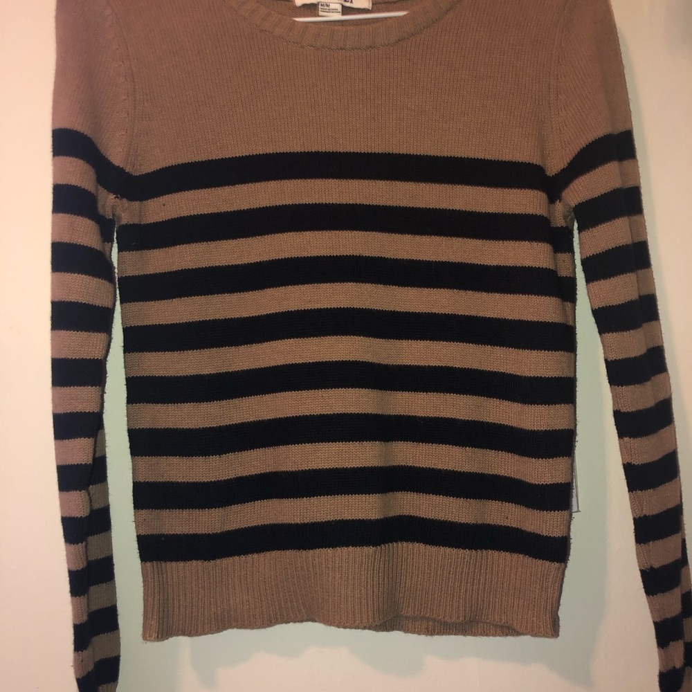 sweater with beautiful shoulder detail